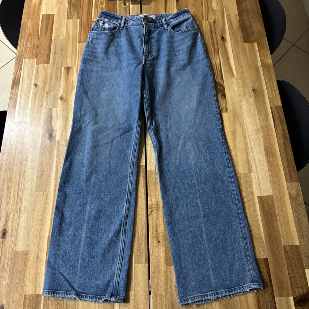 Abercrombie & Fitch Wide Leg Blue Jeans